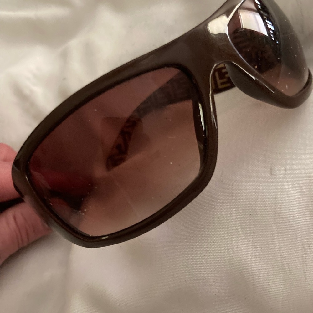 Auth vintage Fendi women’s sunglasses SXO702 - Picture 7 of 13